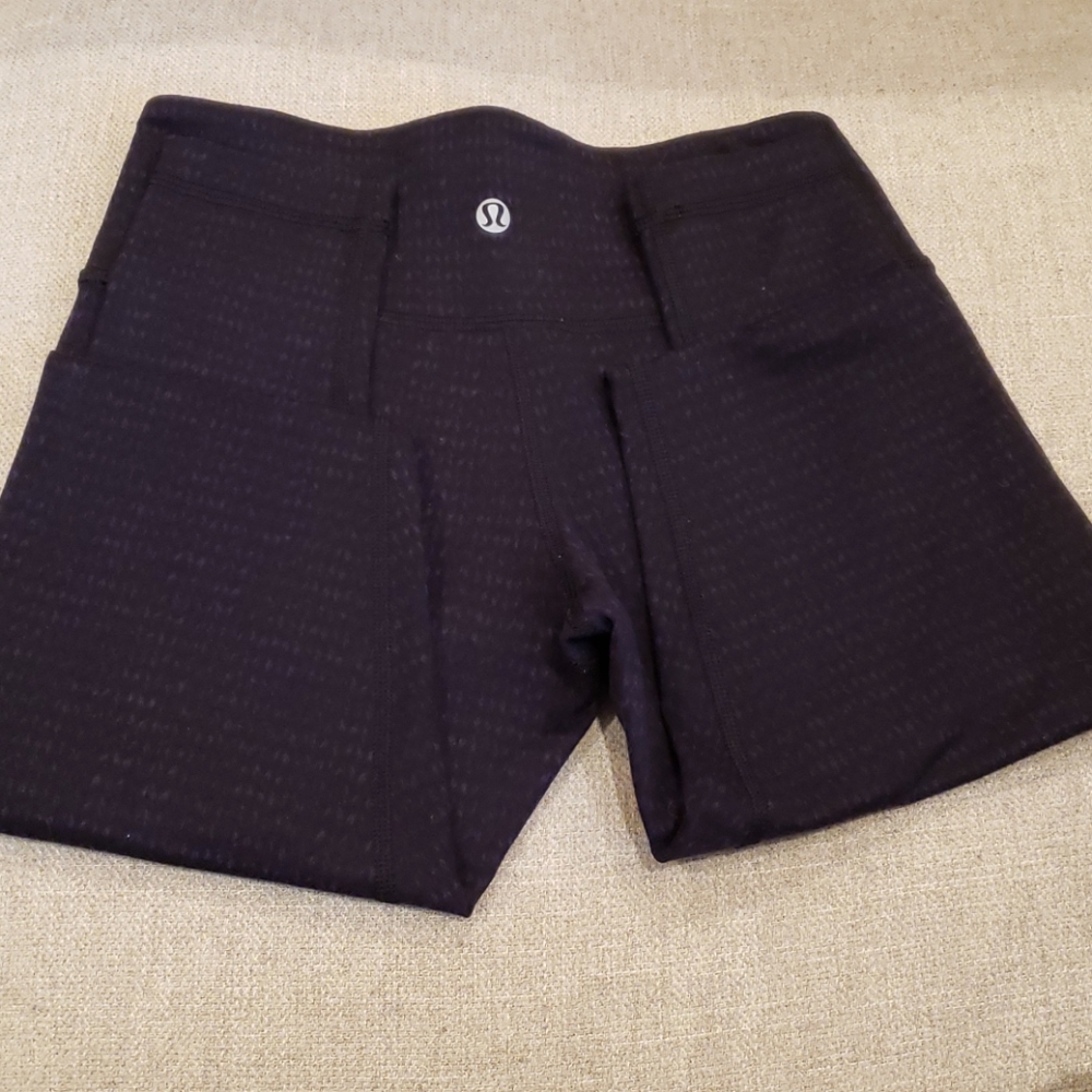 LULULEMON YOGA PANTS